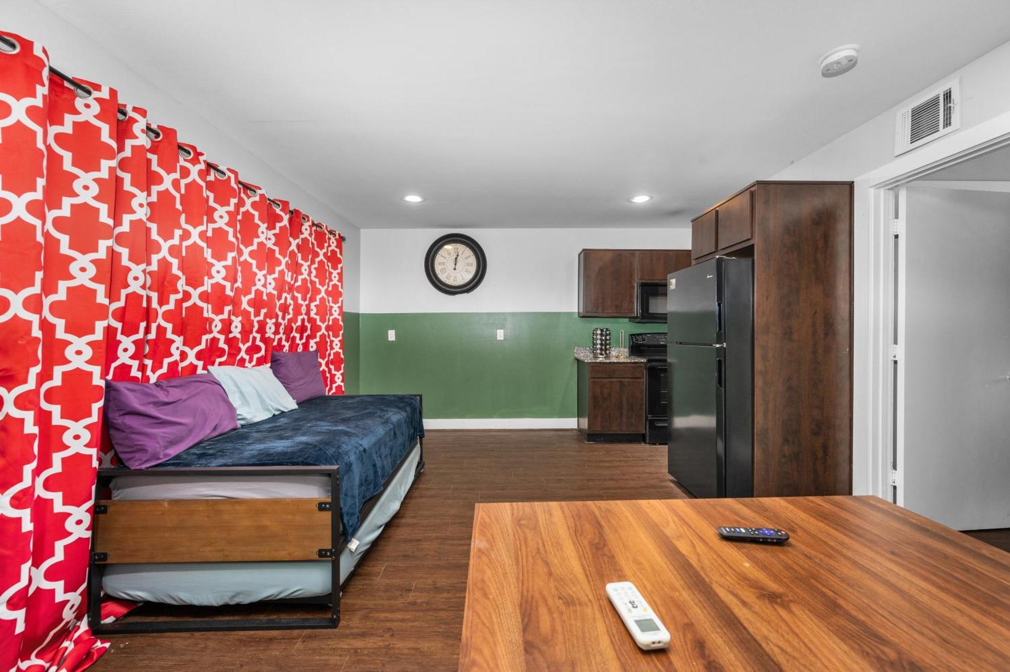 Rustic 1Br Apartment Near Medcenter-Uh-Nrg Houston Eksteriør billede